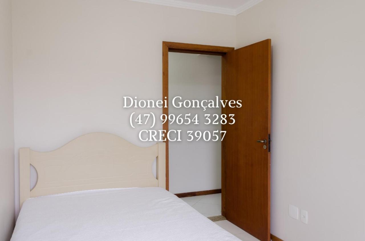 Apto 301 - Edificio London Apartment บอมบินญัส ภายนอก รูปภาพ
